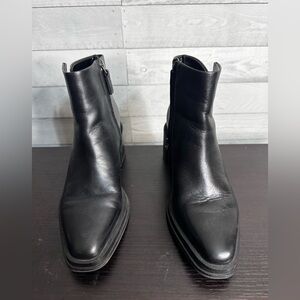 Franco Sarto Chelsea Boot Size 7.5 Black Leather Block Heel Zip Up